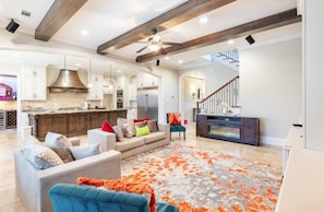 Luxury House, Patio | Living area