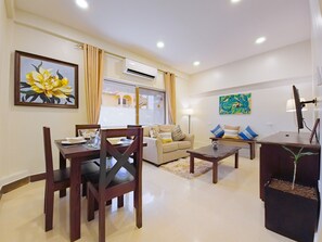 Dining - F3 Apartment, 2-Bedroom (F3) (Placencia Village)