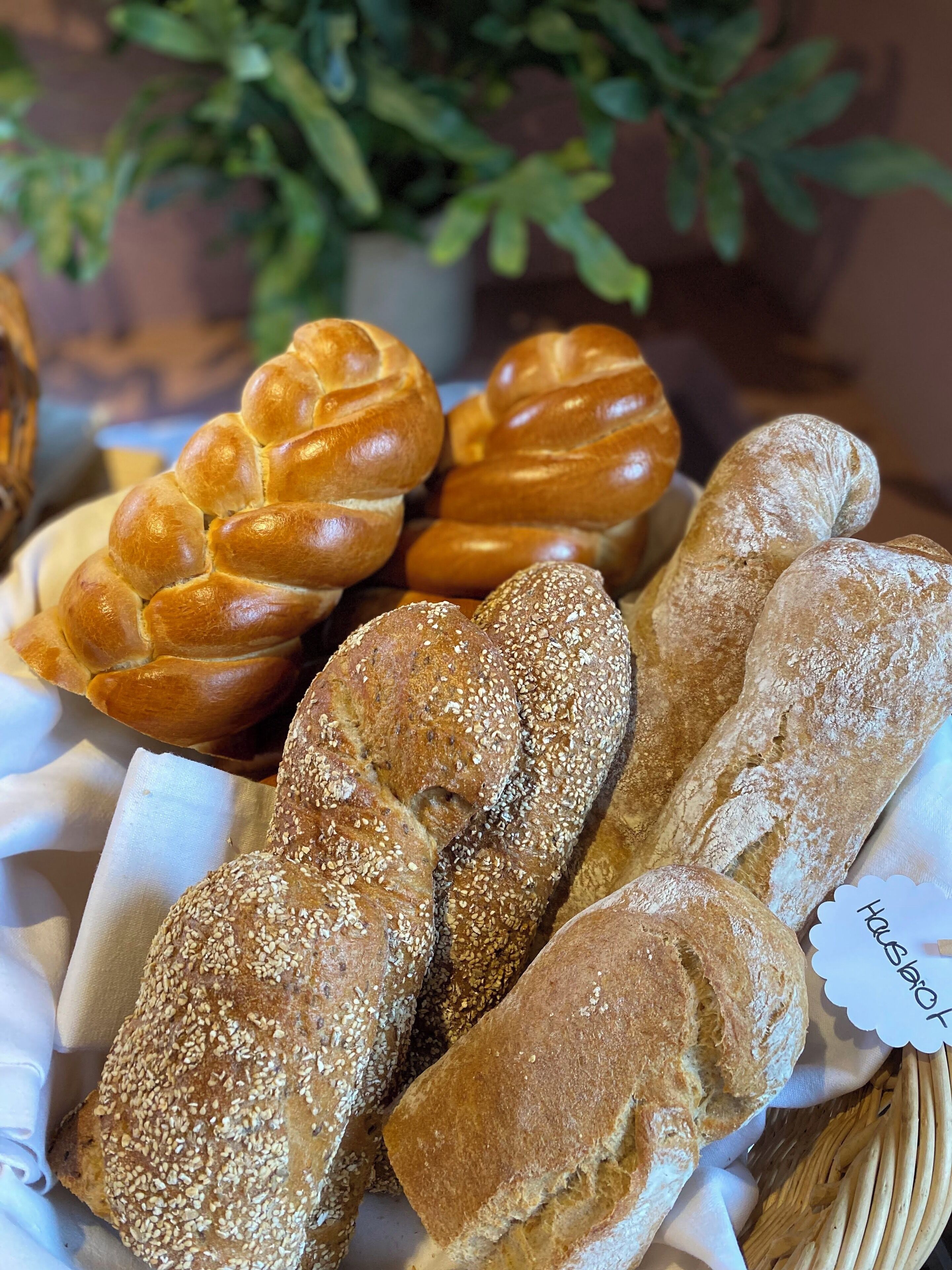 Termasuk sarapan bufet setiap hari 