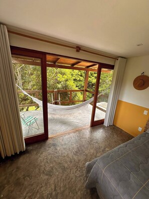 3 bedrooms, desk, iron/ironing board, free WiFi - Silent and confortable house surrounded by nature - 200 meters from the beach (Barra Grande Maraú)