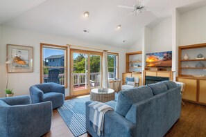 Smart-TV, peis, fotballspill og bøker