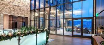 GRAND HYATT Private Residence @ Deer Valley East Village-w perks! 2bed Book NOW