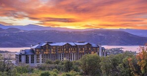 Exterior - Private Residence in GRAND HYATT Mtn View Book NOW (Mountain Way)