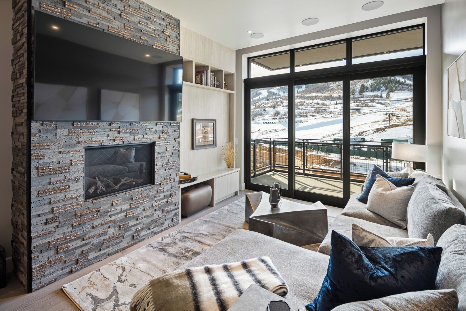 Smart TV, fireplace, printers