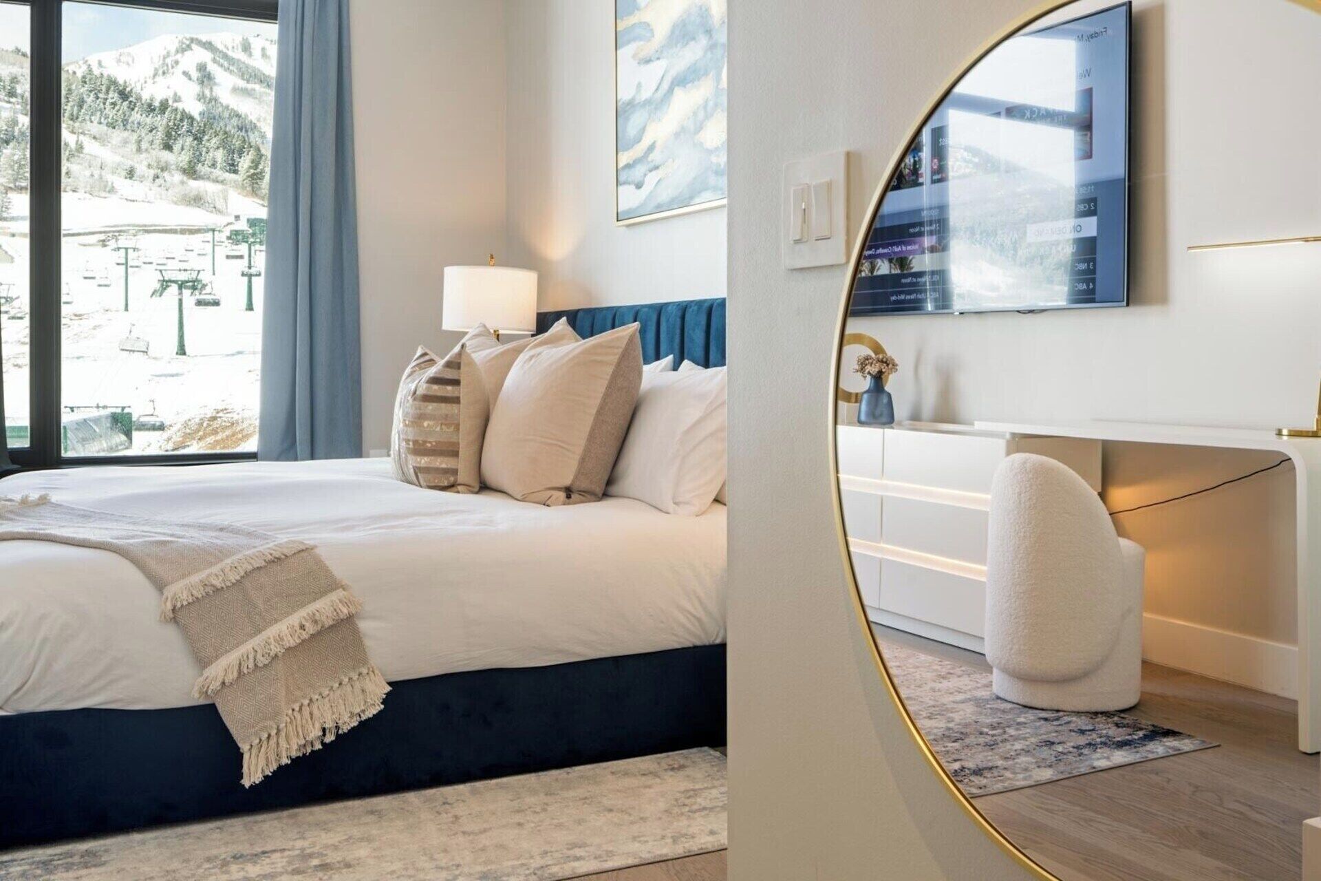 2 Schlafzimmer, Zimmersafe, Schreibtisch, Bügeleisen/Bügelbrett