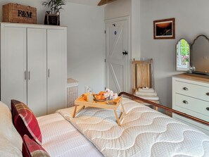 1 bedroom, free WiFi, bed sheets - 1 bedroom accommodation in Netherton Near Rothbury (Netherton Near Rothbury)