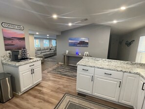 Interior - Elephant Bay Resort (Elephant Butte)