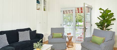 Televisie en een open haard