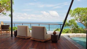 Beach/ocean view