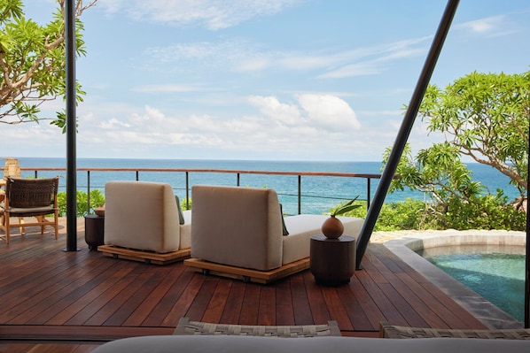 Beach/ocean view