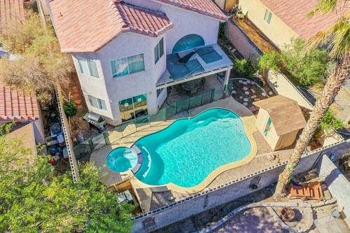 Red Rock Poolside Retreat