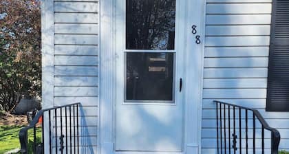 Cozy family friendly home nestled in the bluffs just steps from the Mississippi!