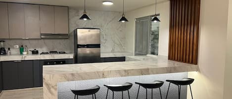 Fridge, microwave, oven, stovetop