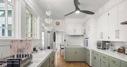 The Zen Den - Stockton, Ca