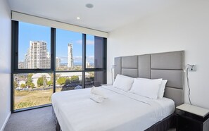 1 habitación, tabla de planchar con plancha, wifi y ropa de cama 