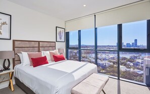 2 bedrooms, iron/ironing board, WiFi, bed sheets - Cozy 2 bedroom apartment in Surfers Paradise (Surfers Paradise)