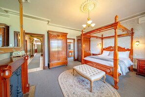 5 Schlafzimmer, Bügeleisen/Bügelbrett, Bettwäsche