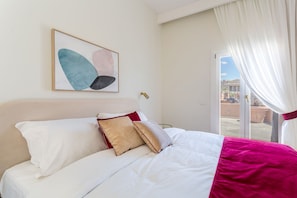 3 chambres, fer et planche à repasser, Wi-Fi, literie fournie