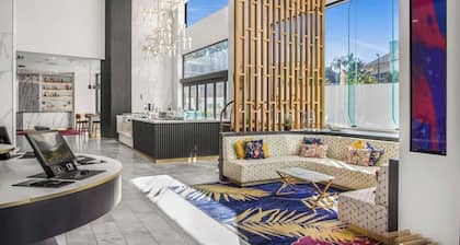 Three bedroom Villa in Central of Surfers Paradise