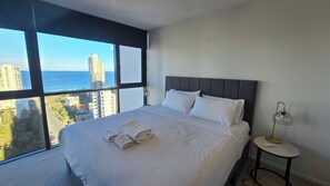 2 多间卧室、熨斗/熨衣板、WiFi、床单