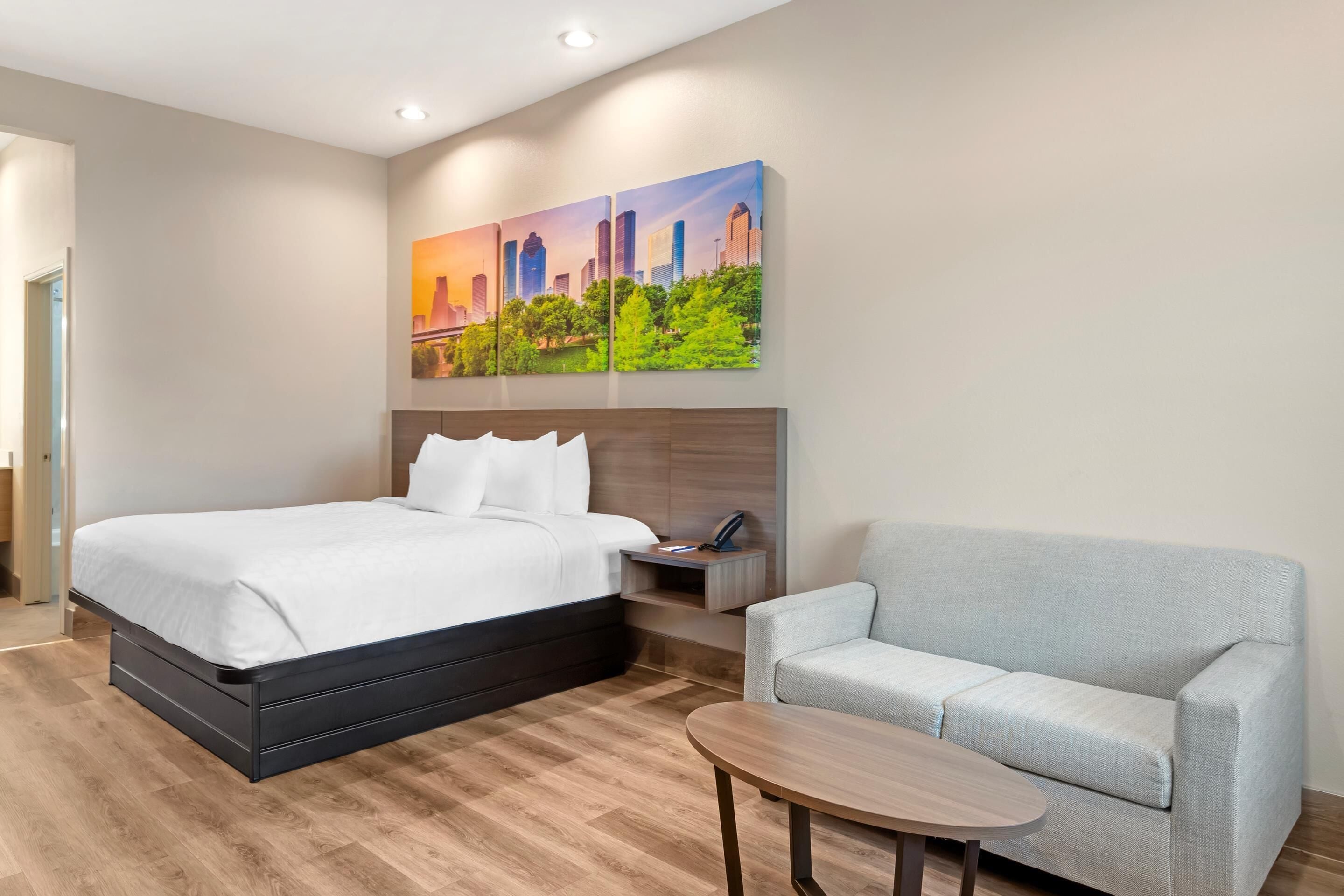 Photo - Clarion Pointe Spring - Houston North