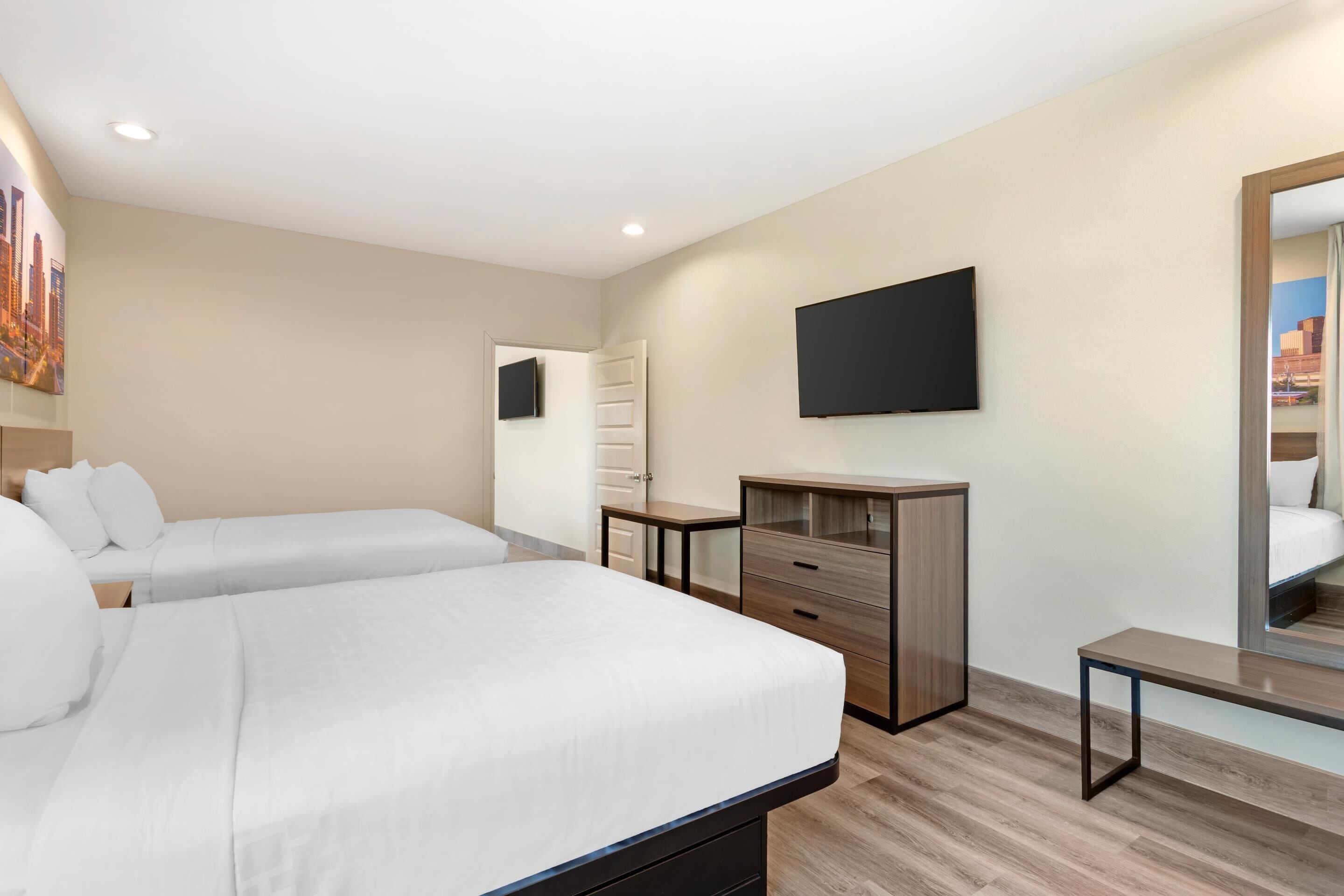 Photo - Clarion Pointe Spring - Houston North