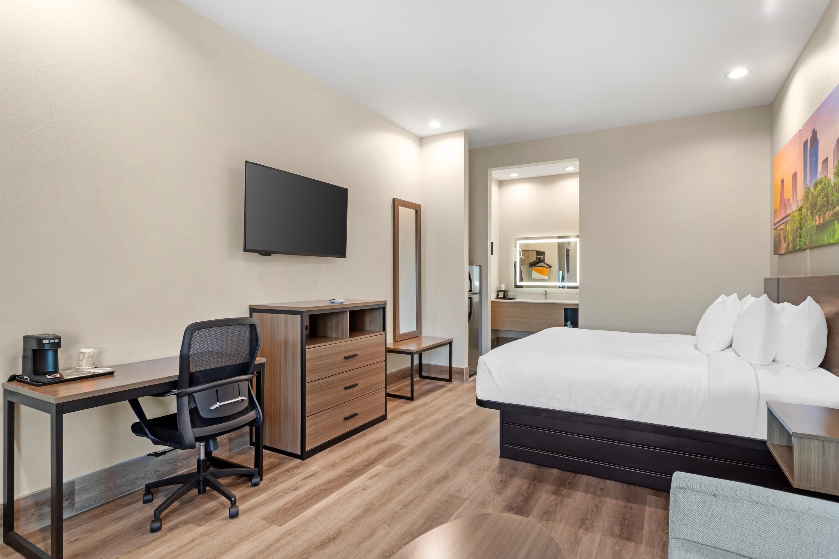 Photo - Clarion Pointe Spring - Houston North