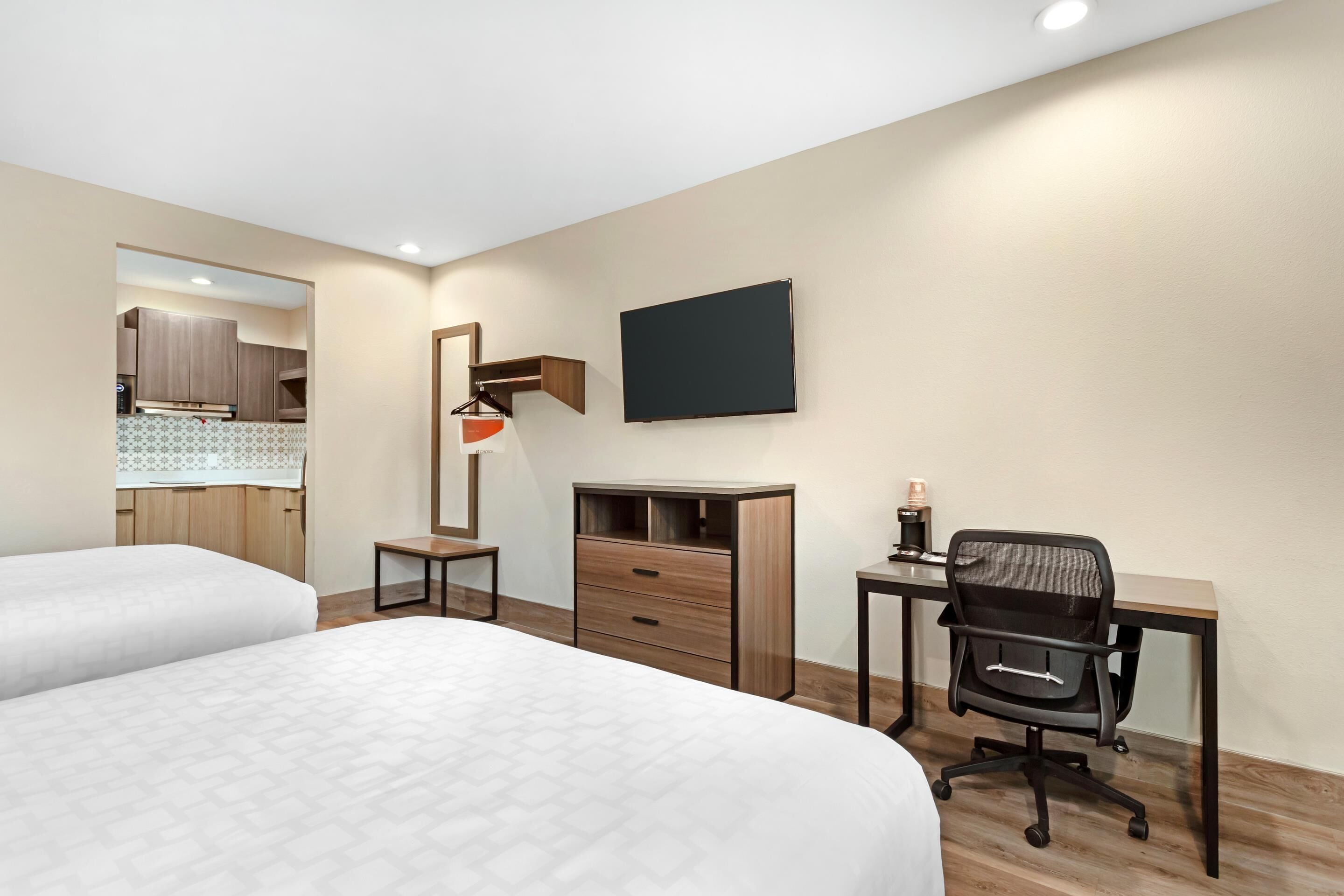 Photo - Clarion Pointe Spring - Houston North