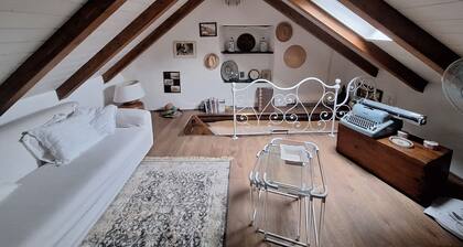 2 Bedroom Private vacation home in Liguria