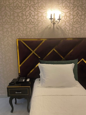 1 Schlafzimmer, Zimmersafe, Schreibtisch, kostenloses WLAN