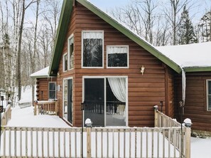 Exterior - The Hansberry Cabin - Forest Setting - Hiking & ATV Trails - Lake - Pond - River (Warren)