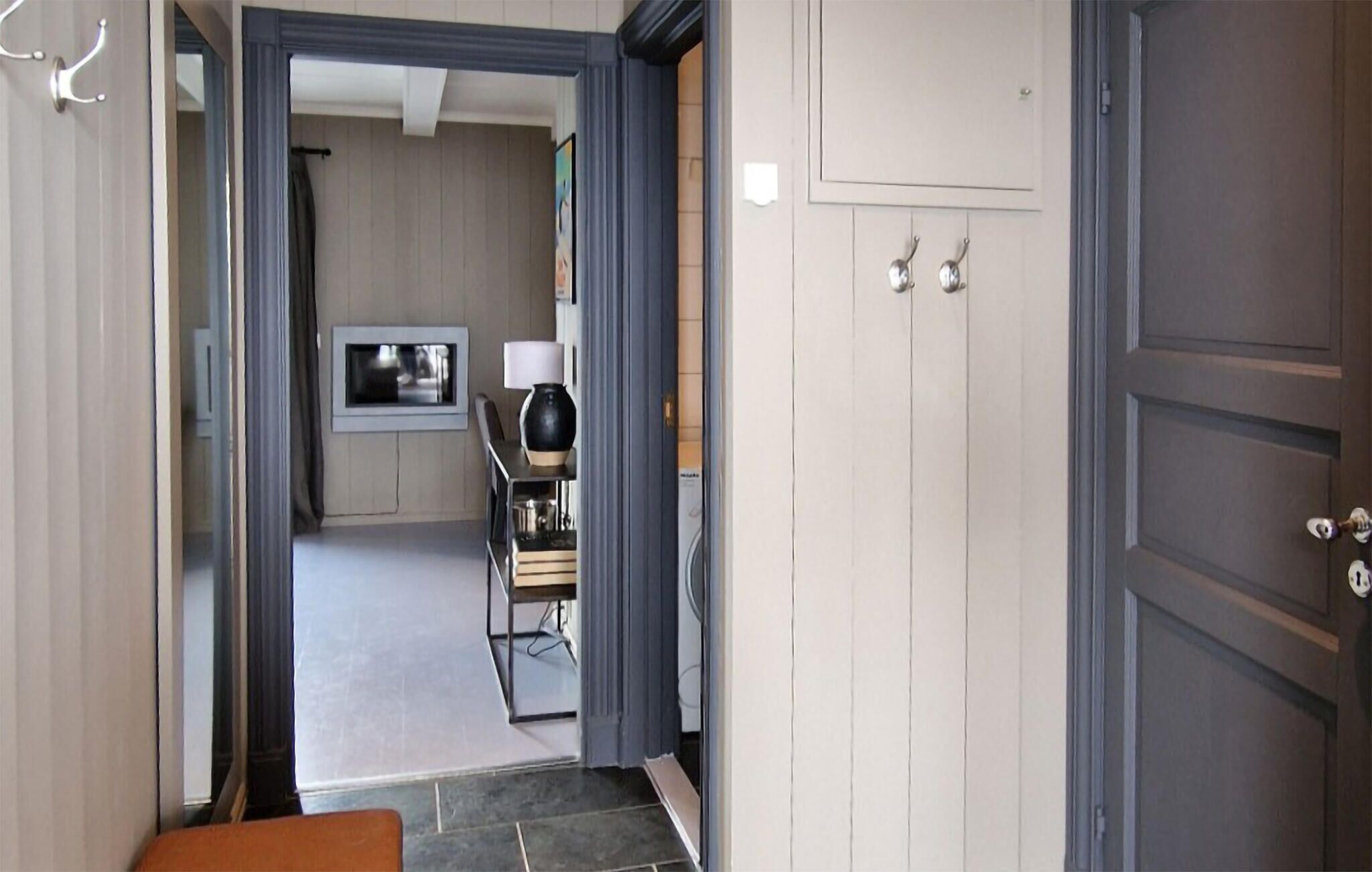 المنشأة من الداخل