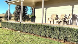 Terrace/patio - COUNTRY HOMESTEAD Upper Hunter Valley NSW (Castle Rock)