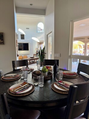 Dining - Luxury Desert Stay, Heated Pool & Hot tub, Views, Close To Town & Civana Spa (Carefree)