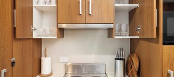 Modern Rocklea 2BR | Near Shops & Parking | 216D2