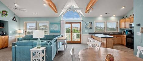 TV, peis og fotballspill