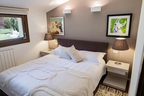 6 soverom, strykejern/-brett, reiseseng for barn og wi-fi