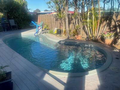 Lakeside Manor 2 Private Bedrooms with amenities