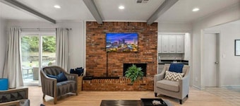 La Casa @ La Fortune/St. Francis