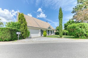 Exterior - Maison des Platanes - Welkeys (Lissieu)