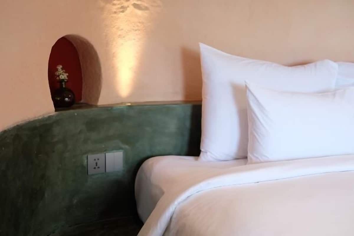 1 chambre, couette en duvet d'oie, surmatelas