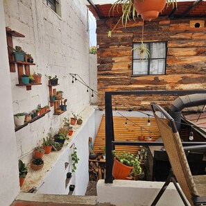 Terrace/patio - Cermeños House  (Antigua Guatemala)