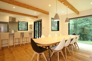In-room dining - SEVEN TREES BY AOKIKO (Omachi)