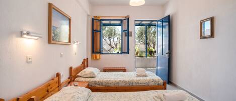 1 bedroom, free WiFi, bed sheets