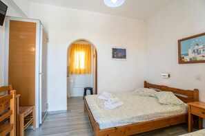 1 bedroom, free WiFi, bed sheets