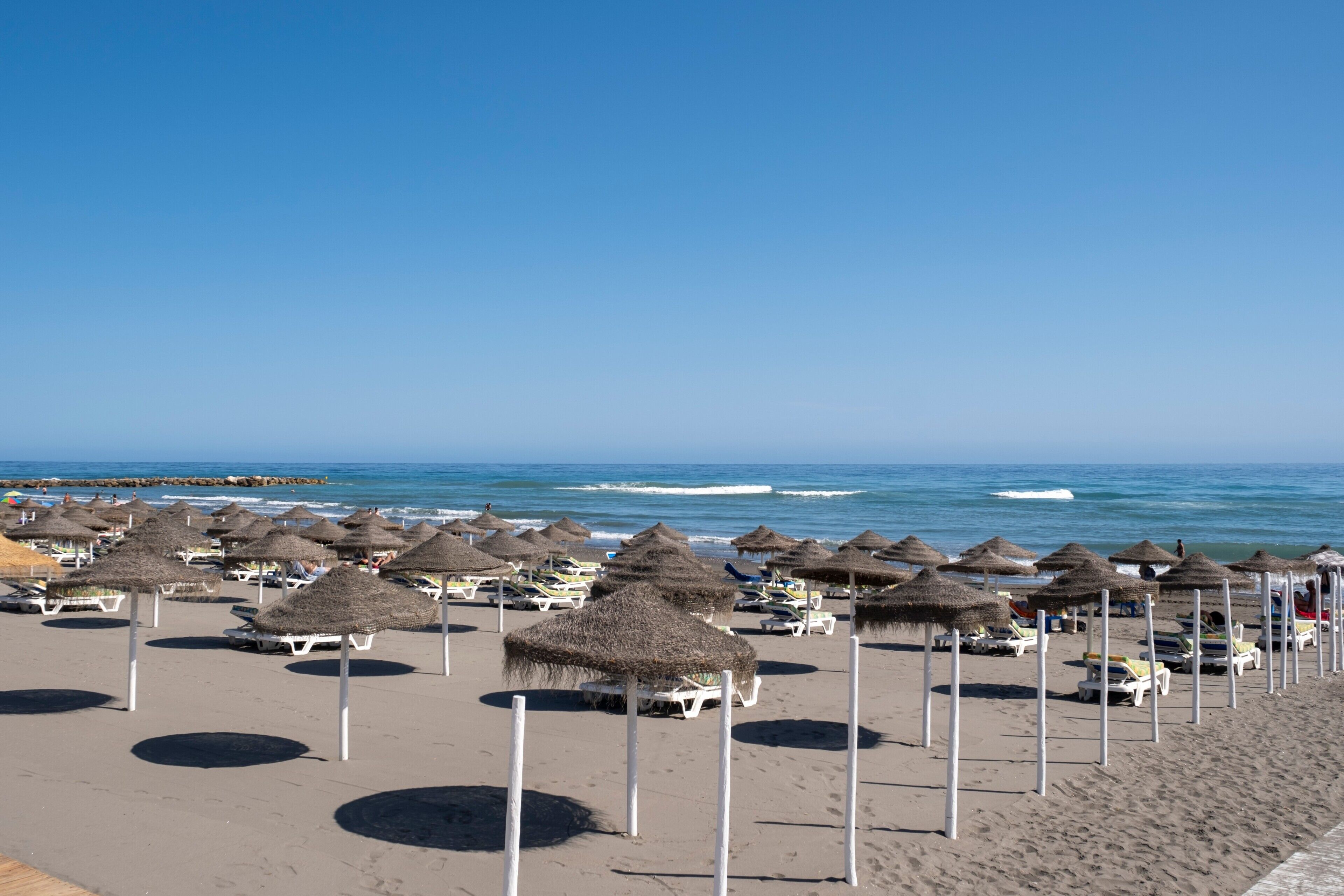 Una spiaggia nelle vicinanze