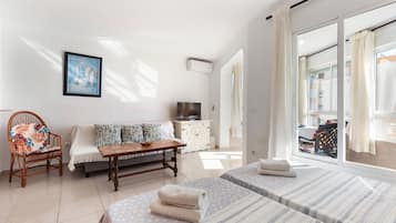 1 Schlafzimmer, BĂŒgeleisen/BĂŒgelbrett, kostenloses WLAN, BettwĂ€sche