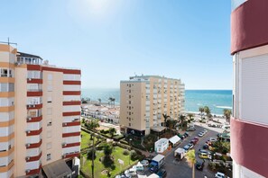 Exterior - Studio Apartment 'Estudio 07-11' with Sea View, Wi-Fi and Air Conditioning (Torrox)