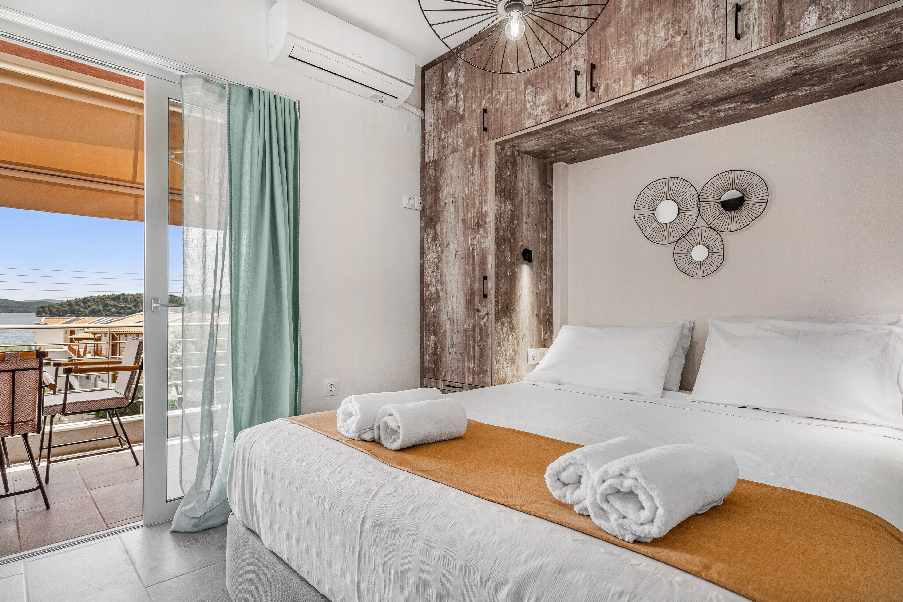 2 habitaciones, wifi gratis y ropa de cama 