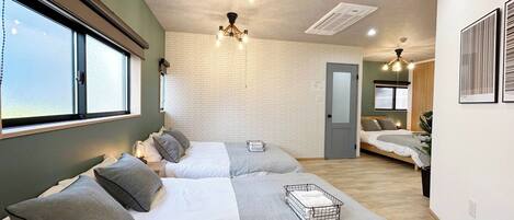 1 bedroom, desk, iron/ironing board, free WiFi